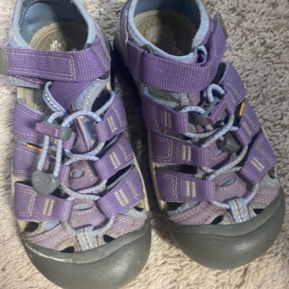 Keen Sandals Size 1